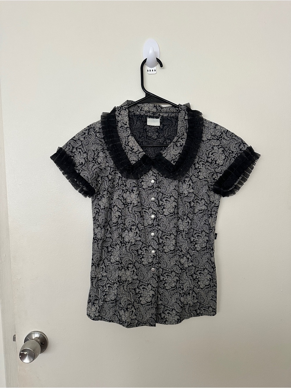 Black Floral Lace Trim Button-Up Blouse